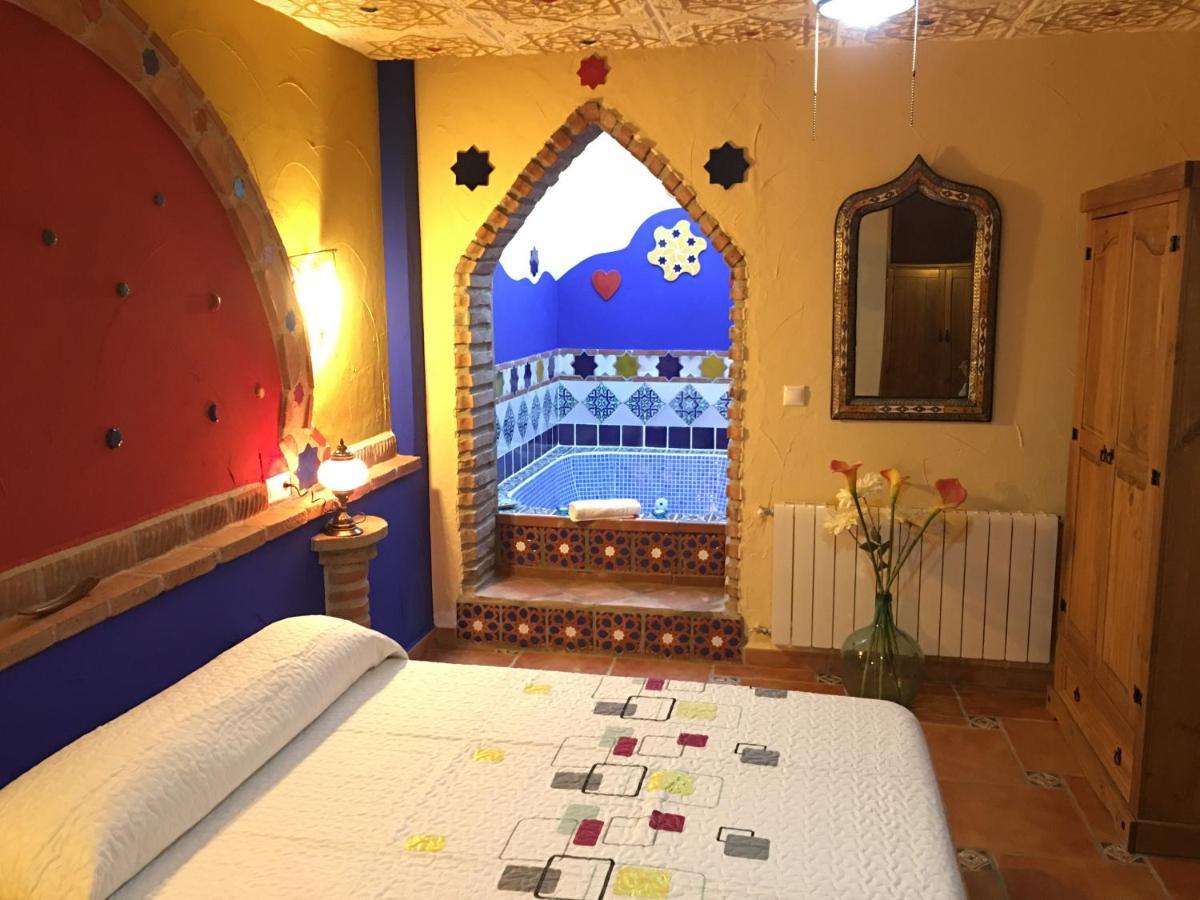 בית הארחה Hinojares 	Casas Cueva Cazorla מראה חיצוני תמונה