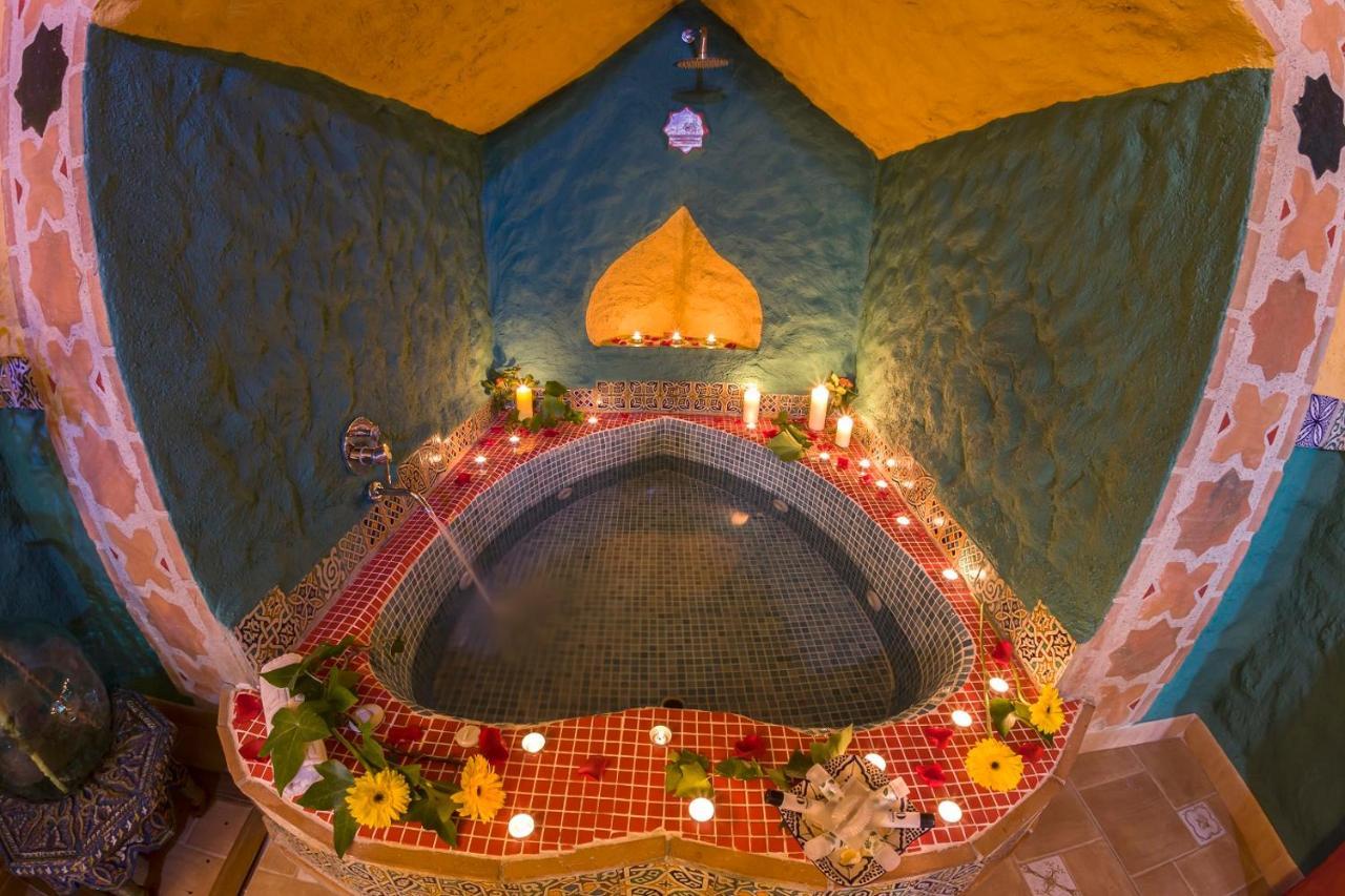 בית הארחה Hinojares 	Casas Cueva Cazorla מראה חיצוני תמונה