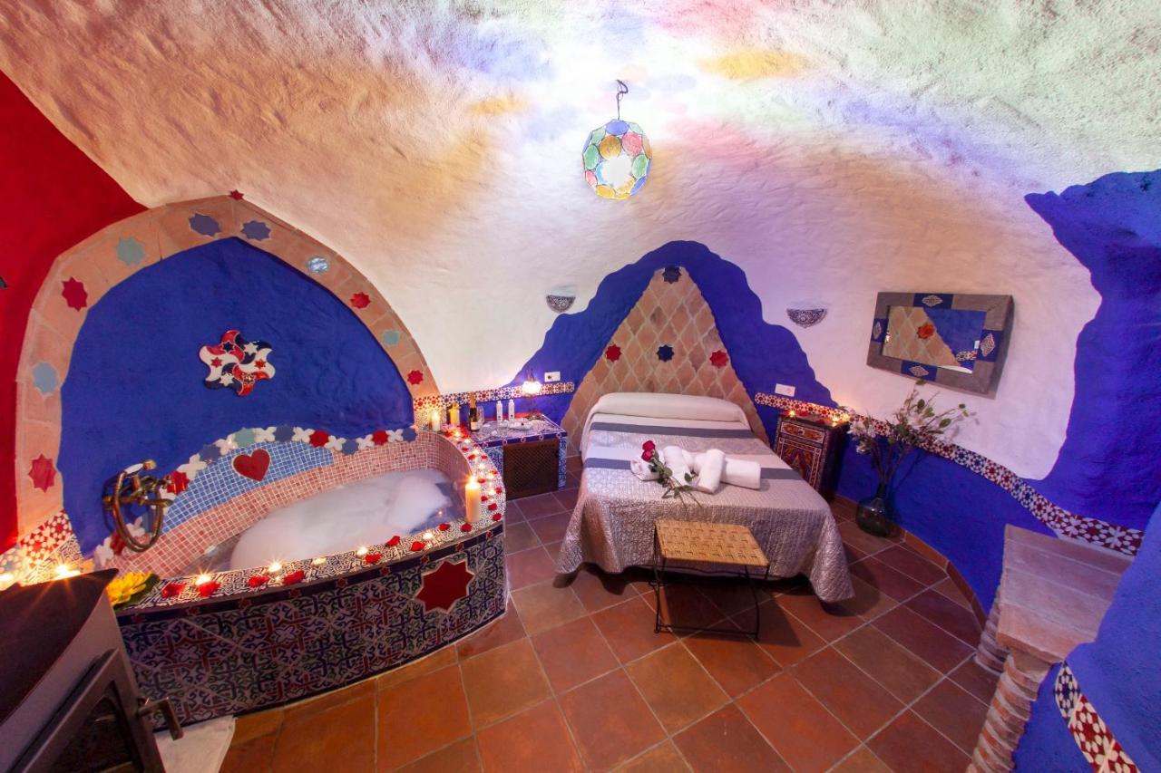 בית הארחה Hinojares 	Casas Cueva Cazorla מראה חיצוני תמונה