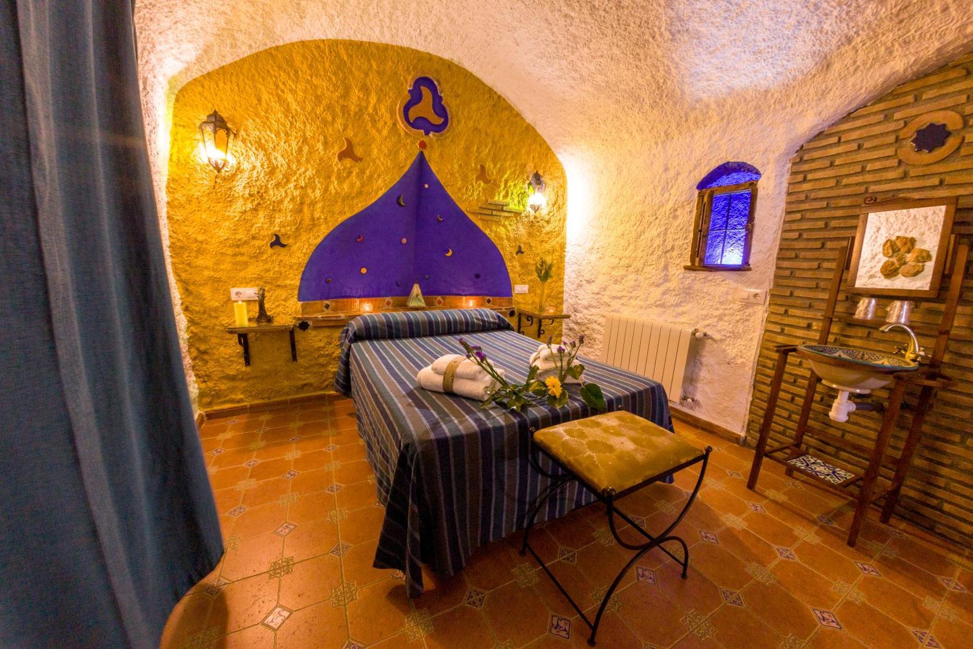 בית הארחה Hinojares 	Casas Cueva Cazorla מראה חיצוני תמונה